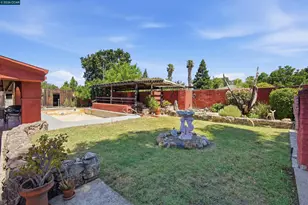 5249 Olive Dr, Concord, CA 94521 - Photo 10