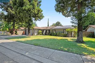 2356 Golden Bear Cir, Stockton, CA 95209 - Photo 4