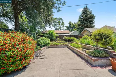 2356 Golden Bear Circle, Stockton, CA 95209 - Photo 30