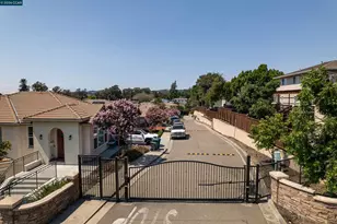 22789 Rose Vine Ct, Hayward, CA 94541 - Photo 2
