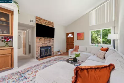 4805 Clayton Rd #12, Concord, CA 94521 - Photo 2