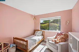 820 Camelback Pl, Pleasant Hill, CA 94523 - Photo 10