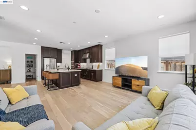 1111 Jacobs Dr, Mountain House, CA 95391 - Photo 10