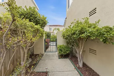 154 Asby Bay, Alameda, CA 94502 - Photo 6