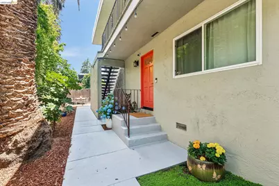 2028 Damuth #1, Oakland, CA 94602 - Photo 44