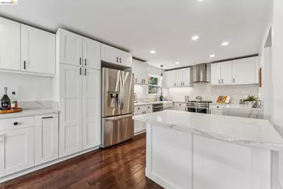 2028 Damuth #1, Oakland, CA 94602 - Photo 18