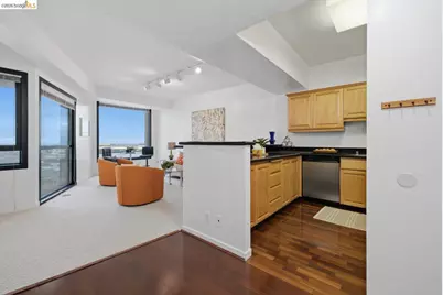 6363 Christie Ave #2701, Emeryville, CA 94608 - Photo 2