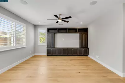 1393 Jamboree Dr, Fairfield, CA 94533 - Photo 20