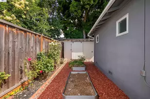 2333 Darwin St, Hayward, CA 94545 - Photo 42