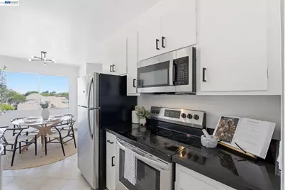 243 Castro St, San Leandro, CA 94577 - Photo 8