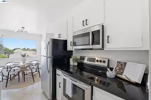 243 Castro St, San Leandro, CA 94577 - Photo 8