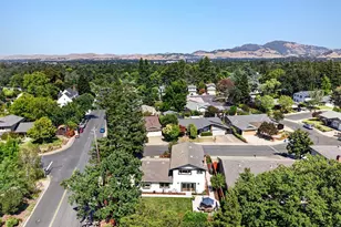 2 Wildwood Pl, Pleasant Hill, CA 94523 - Photo 36