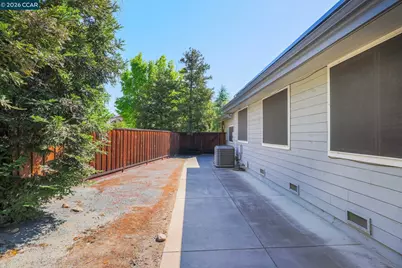 4321 Gold Run Dr, Oakley, CA 94561 - Photo 32