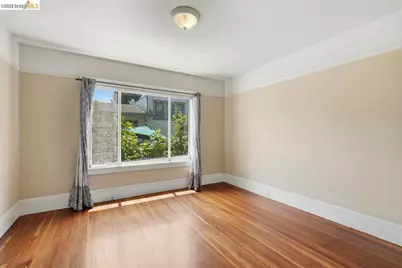 1045 Stanford Ave #2, Oakland, CA 94608 - Photo 8