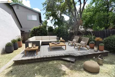520 Harding Way, Stockton, CA 95204 - Photo 40