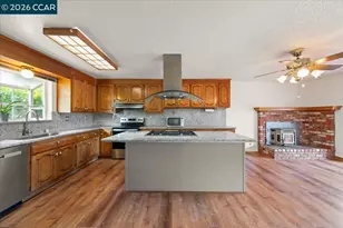 2080 Costa Ct, Pinole, CA 94564 - Photo 16