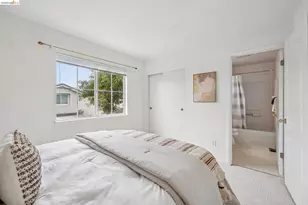 25 Farallon Ct, Richmond, CA 94804 - Photo 38