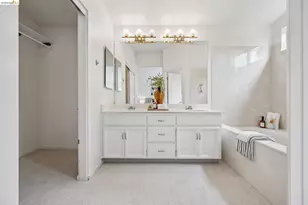 25 Farallon Ct, Richmond, CA 94804 - Photo 32