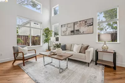 25 Farallon Ct, Richmond, CA 94804 - Photo 8
