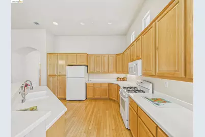 1035 Bismarck Ter, Brentwood, CA 94513 - Photo 36