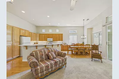 1035 Bismarck Ter, Brentwood, CA 94513 - Photo 32