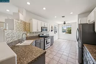 1336 Steinbeck Dr, Pittsburg, CA 94565 - Photo 10