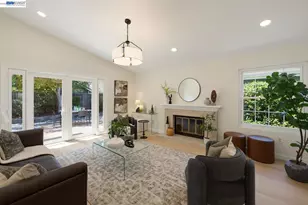 135 Avington Rd, Alameda, CA 94502 - Photo 10