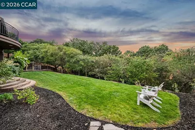 21 Nemea Ln, Lafayette, CA 94549 - Photo 8