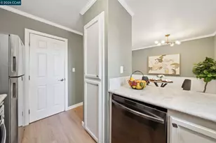 225 Mayhew Way, Walnut Creek, CA 94597 - Photo 12