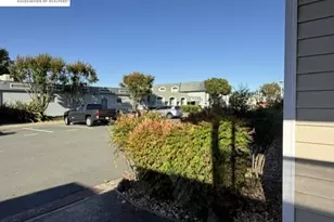 4141 Deep Creek Rd, Fremont, CA 94555 - Photo 32