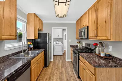 2001 Boynton Ave, Martinez, CA 94553 - Photo 16