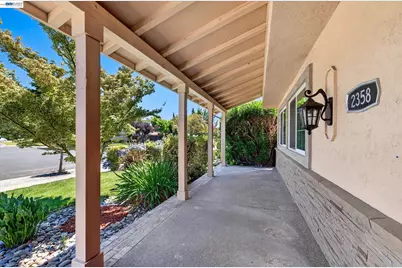2358 Crestline Rd, Pleasanton, CA 94566 - Photo 2
