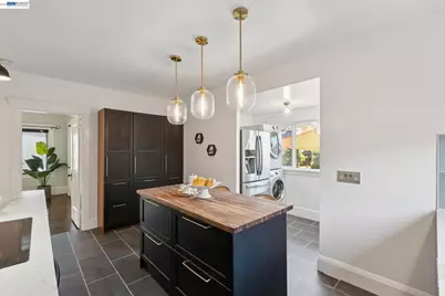 2724 Seminary Ave, Oakland, CA 94605 - Photo 26