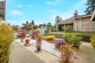 22633 Mossy Rock Dr, Hayward, CA 94541 - Photo 8