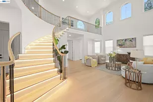 5389 Hazeltine Ln, Dublin, CA 94568 - Photo 4