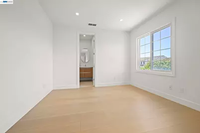 5389 Hazeltine Ln, Dublin, CA 94568 - Photo 24