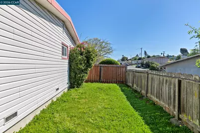 507 Los Cerritos Dr, Vallejo, CA 94589 - Photo 40