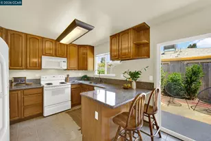 221 Eric Cir, Galt, CA 95632 - Photo 20