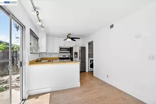 4439 Callecita, Union City, CA 94587 - Photo 10