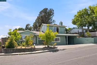 306 Winchester St, Vallejo, CA 94590 - Photo 2