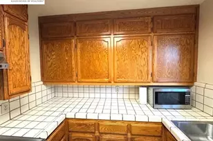 72 Andrew Ave, Pittsburg, CA 94565 - Photo 8