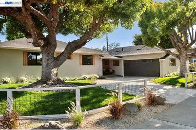 1300 Patio Dr, Campbell, CA 95008 - Photo 46