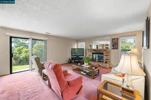 2409 Lighthouse Ct, Fairfield, CA 94534 - Photo 16
