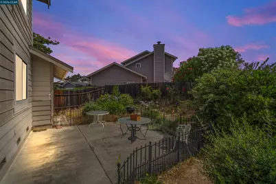 2409 Lighthouse Ct, Fairfield, CA 94534 - Photo 34