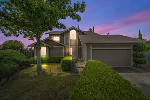 2409 Lighthouse Ct, Fairfield, CA 94534 - Photo 2
