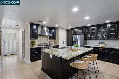 102 Vineyard Cir, Yountville, CA 94599 - Photo 1