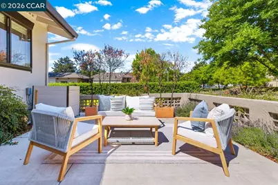 102 Vineyard Cir, Yountville, CA 94599 - Photo 6