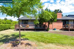 102 Vineyard Cir, Yountville, CA 94599 - Photo 36
