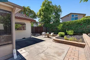 714 Navaronne Way, Concord, CA 94518 - Photo 40