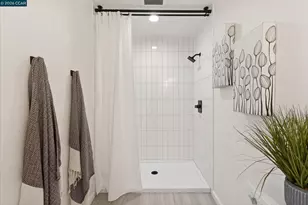 714 Navaronne Way, Concord, CA 94518 - Photo 32